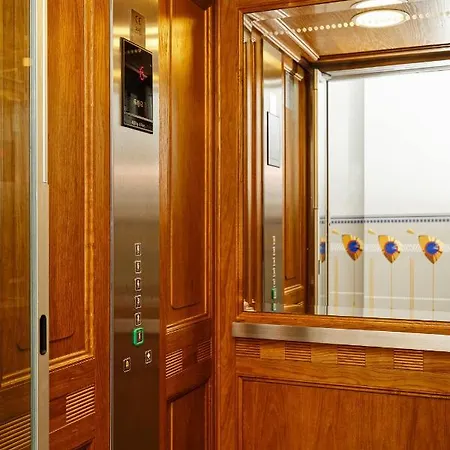 Apartment Luxury & Exclusive Design Apartment, Heart Of